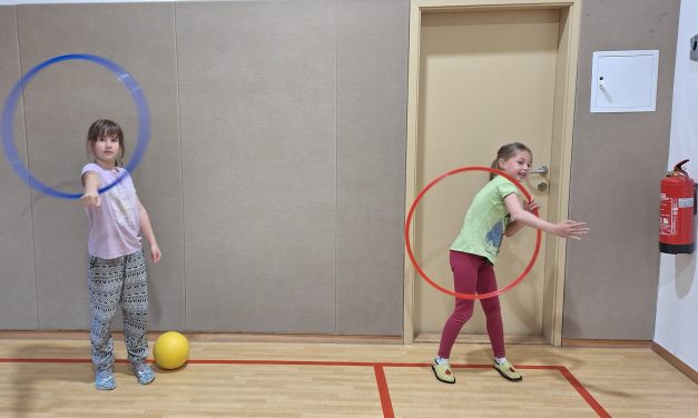 Spoznavali smo ritmično gimnastiko